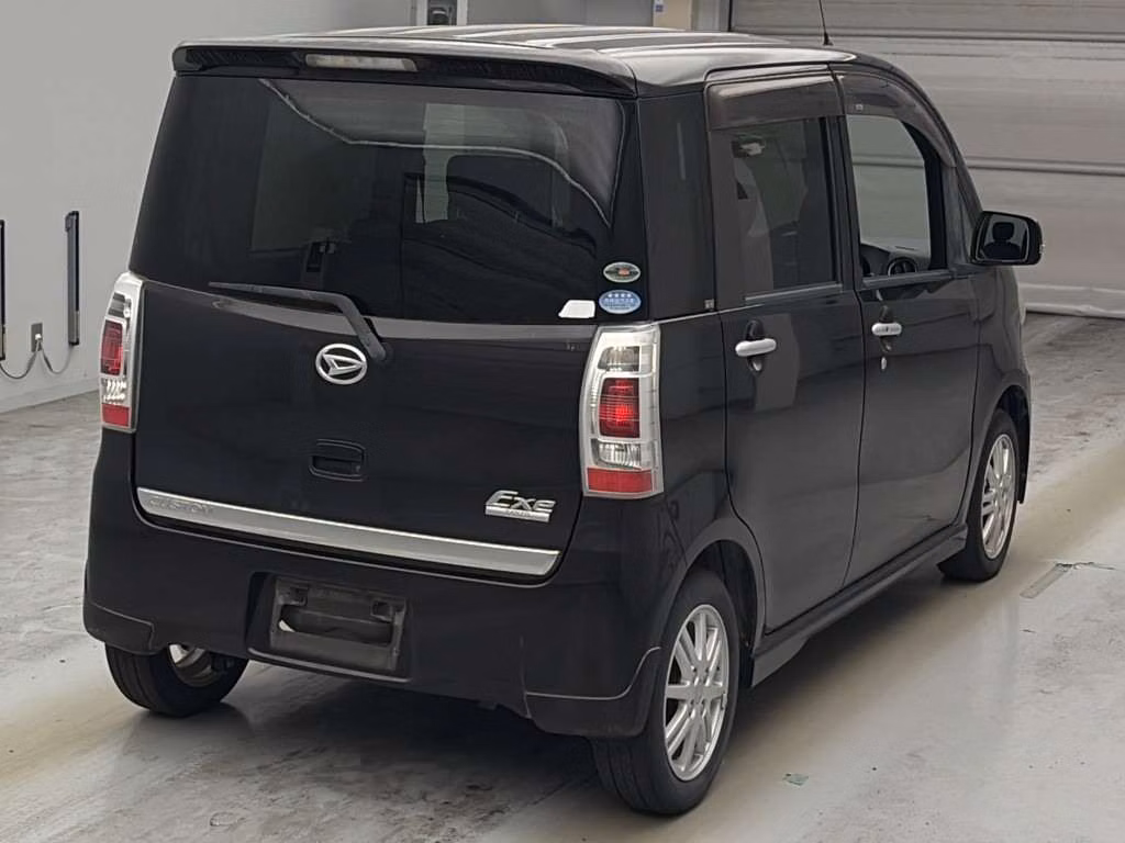 DAIHATSU TANTO EXE