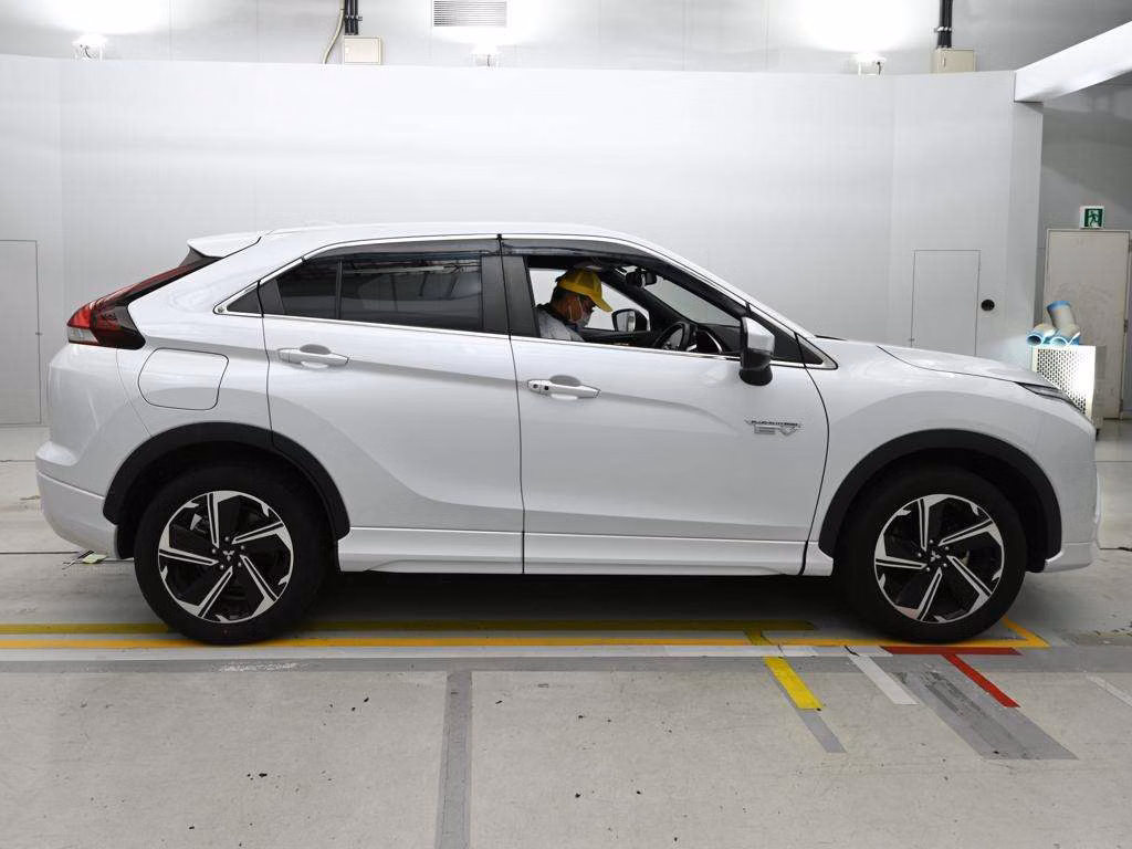 MITSUBISHI ECLIPSE CROSS