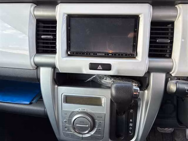 MAZDA FLAIR CROSSOVER