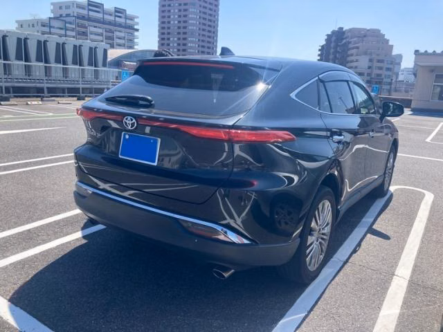 TOYOTA HARRIER