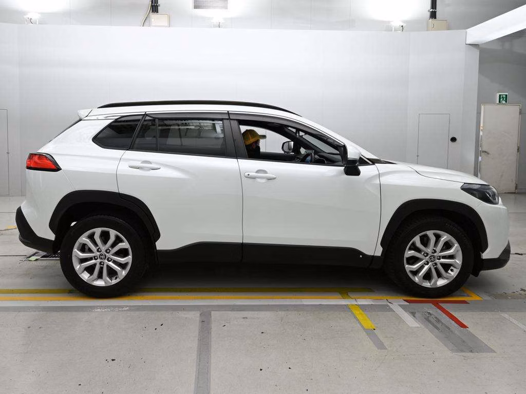 TOYOTA COROLLA CROSS