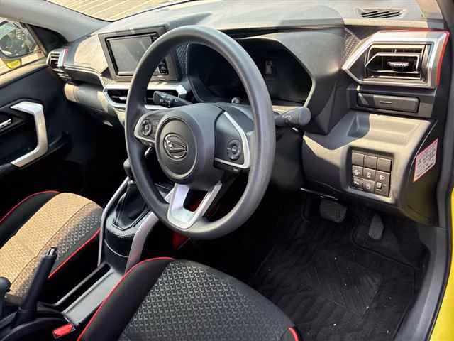 DAIHATSU ROCKY