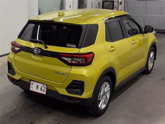 DAIHATSU ROCKY