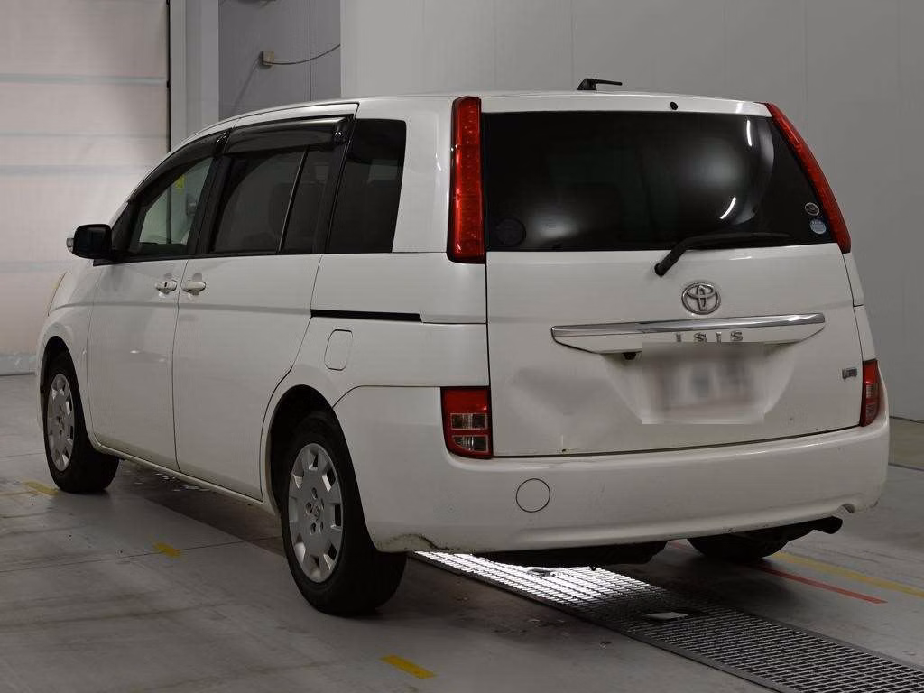 TOYOTA ISIS