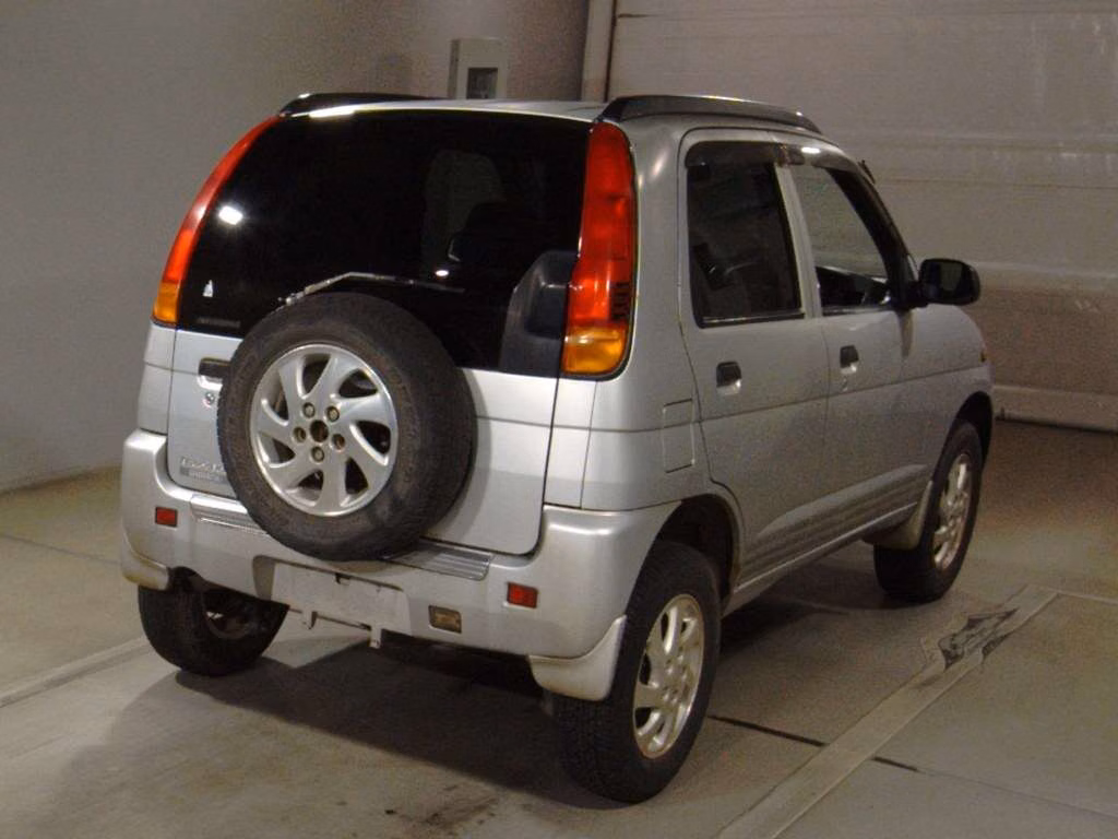 DAIHATSU TERIOS KID