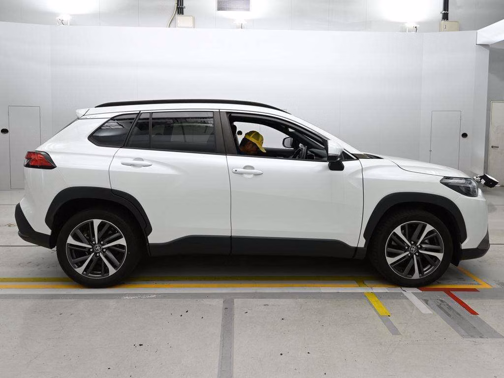 TOYOTA COROLLA CROSS