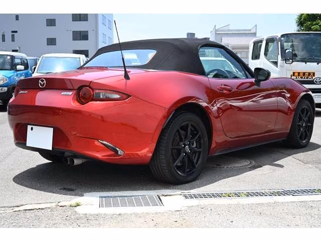 MAZDA MX-5