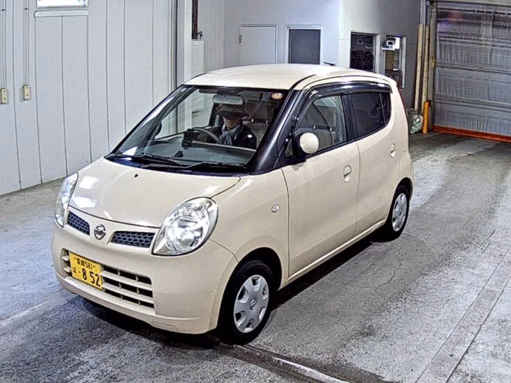 NISSAN MOCO