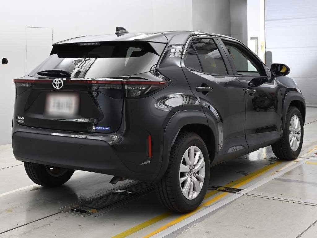 TOYOTA YARIS CROSS