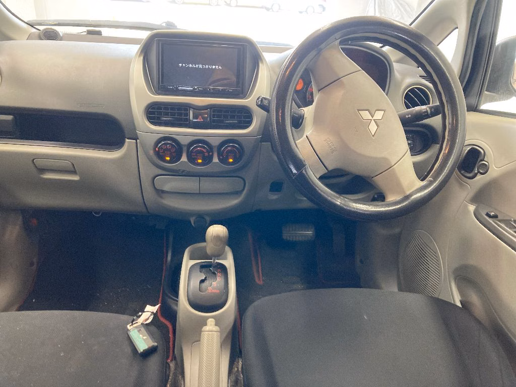 MITSUBISHI I