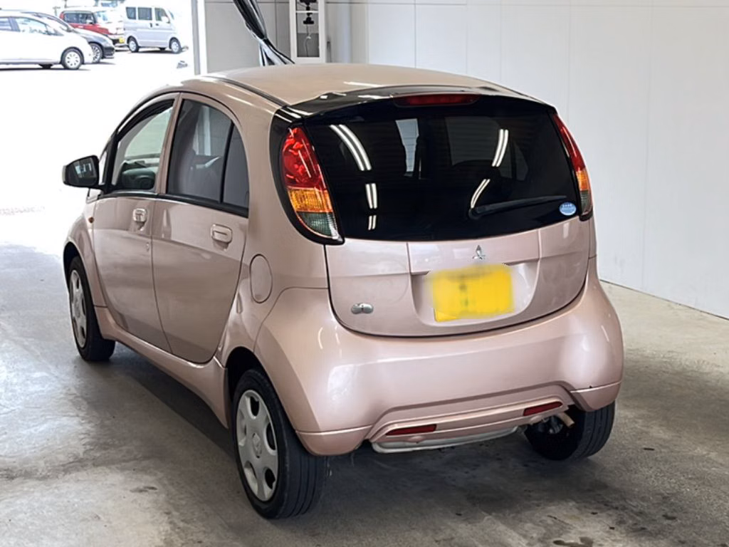 MITSUBISHI I