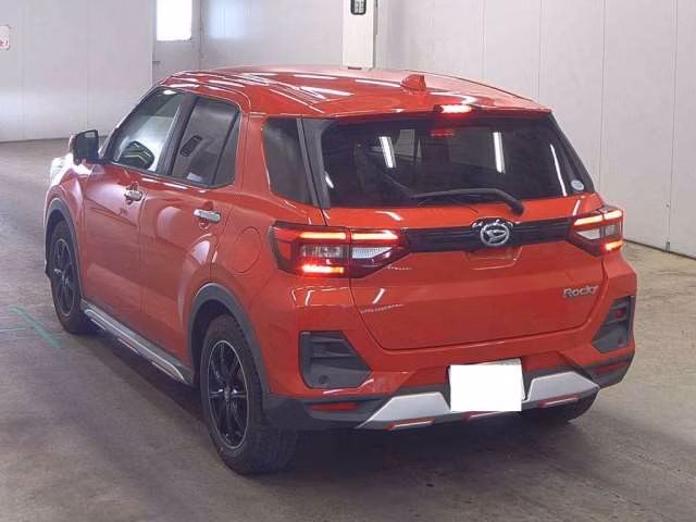DAIHATSU ROCKY