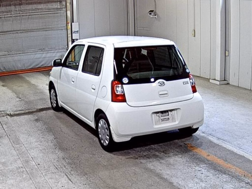 DAIHATSU ESSE
