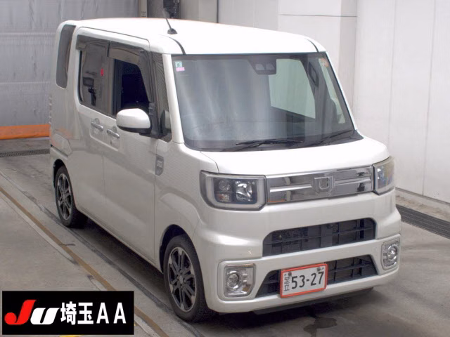 DAIHATSU WAKE