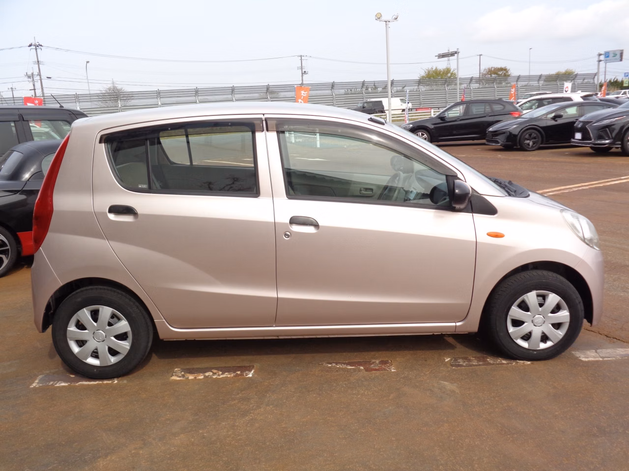 DAIHATSU MIRA