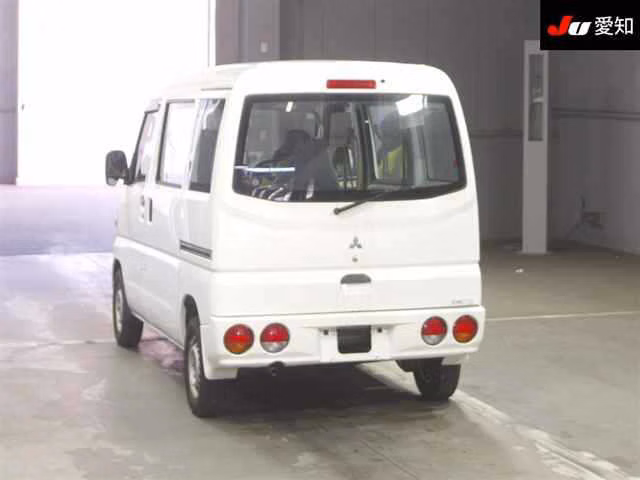MITSUBISHI MINICAB