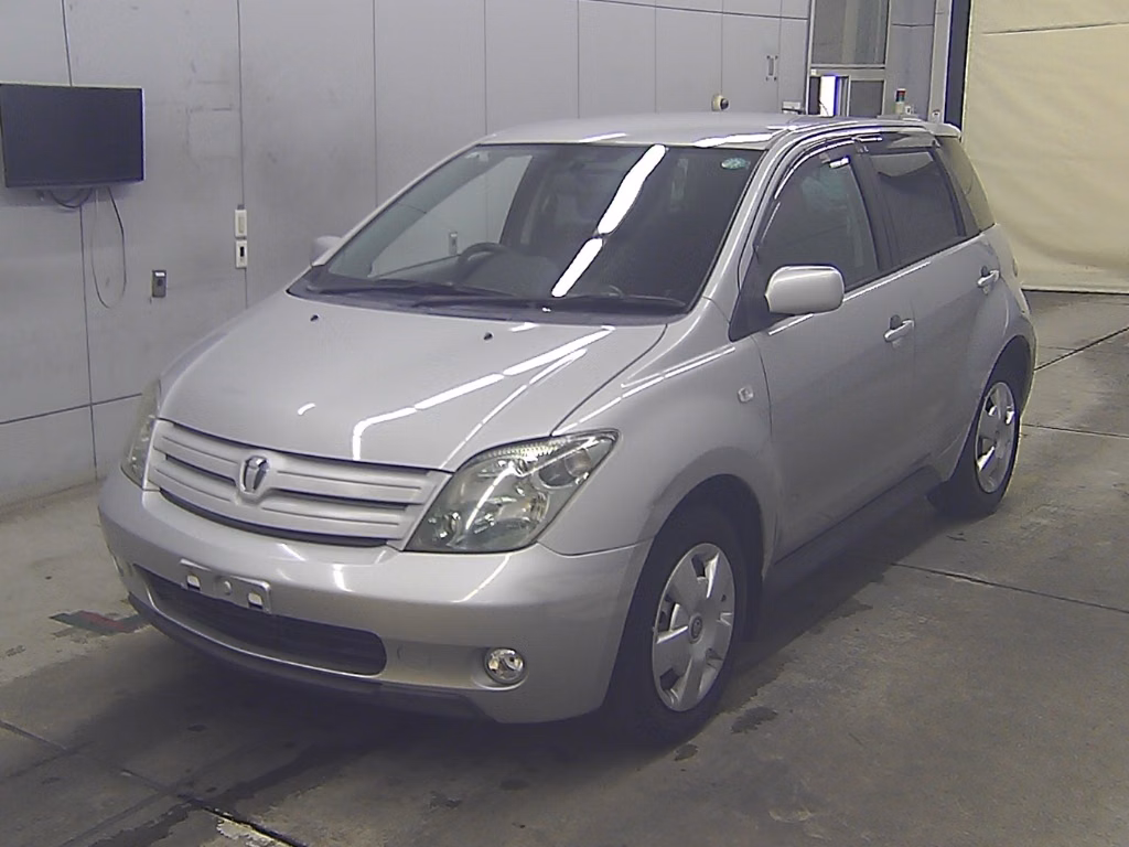 TOYOTA IST