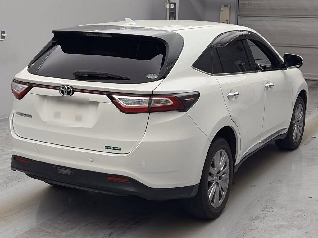 TOYOTA HARRIER