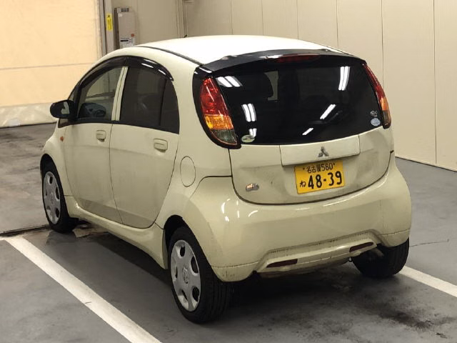 MITSUBISHI I