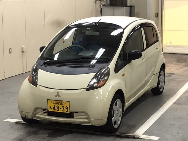 MITSUBISHI I