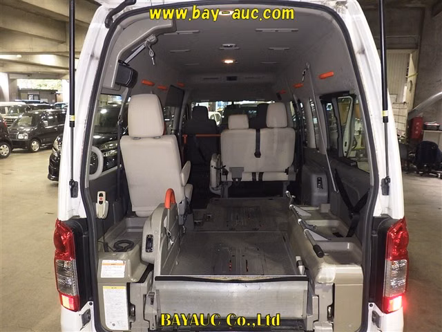 NISSAN NV350 CARAVAN