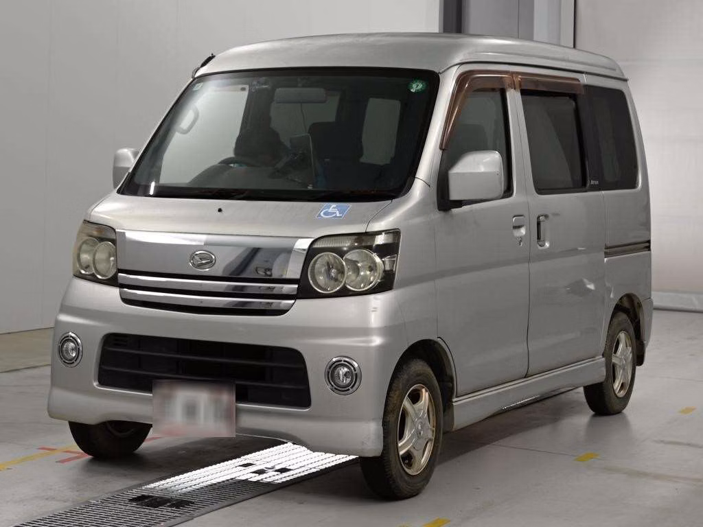 DAIHATSU ATRAI