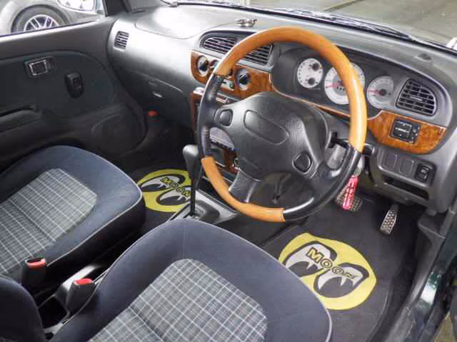 DAIHATSU MIRA GINO
