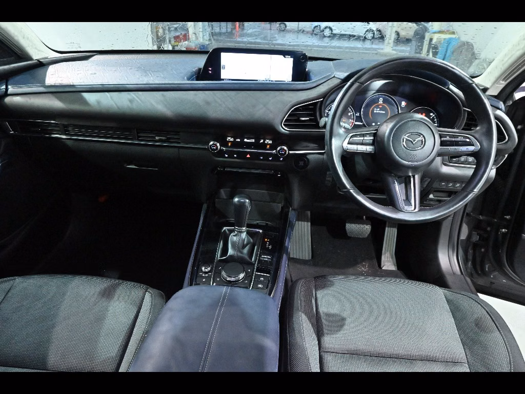 MAZDA CX-30