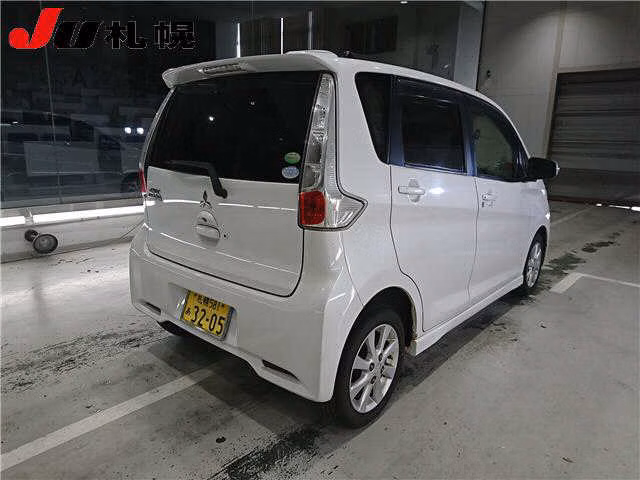 MITSUBISHI EK CUSTOM