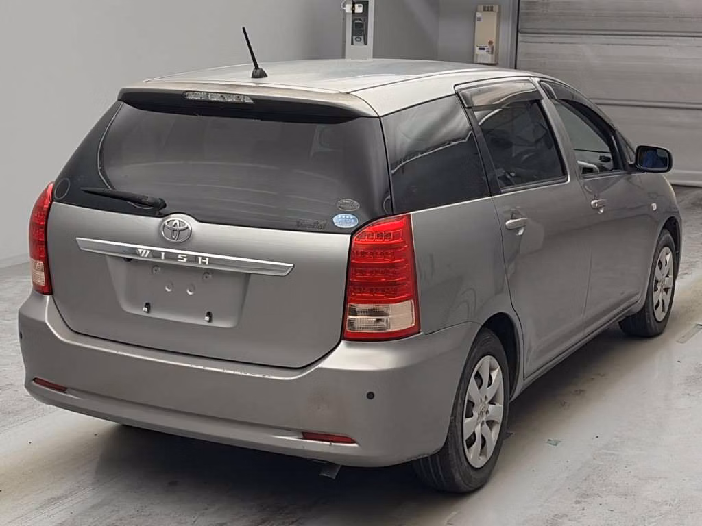 TOYOTA WISH