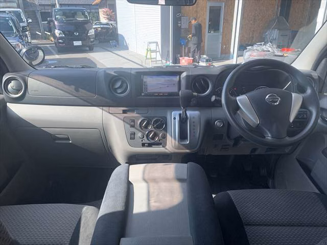 NISSAN NV350 CARAVAN