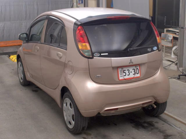 MITSUBISHI I