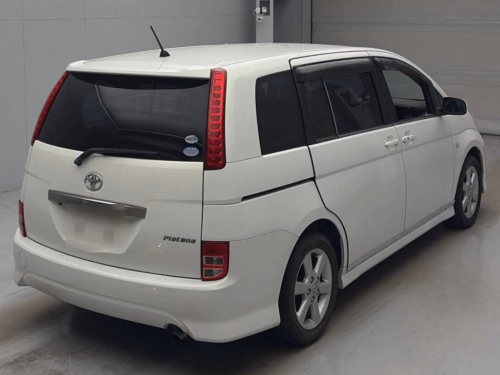 TOYOTA ISIS