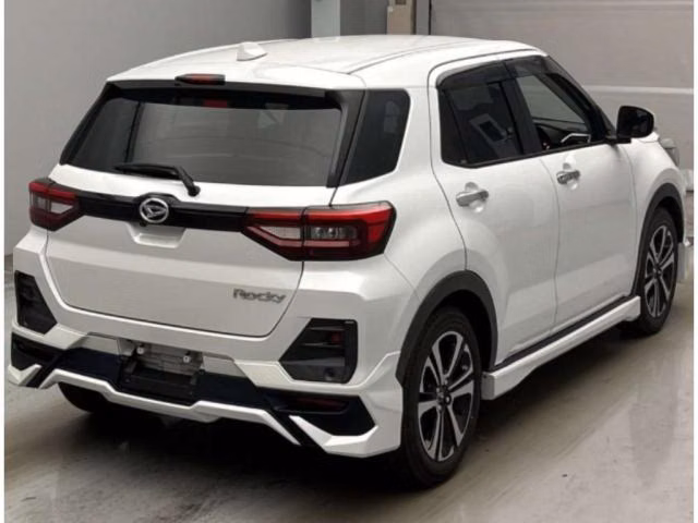 DAIHATSU ROCKY