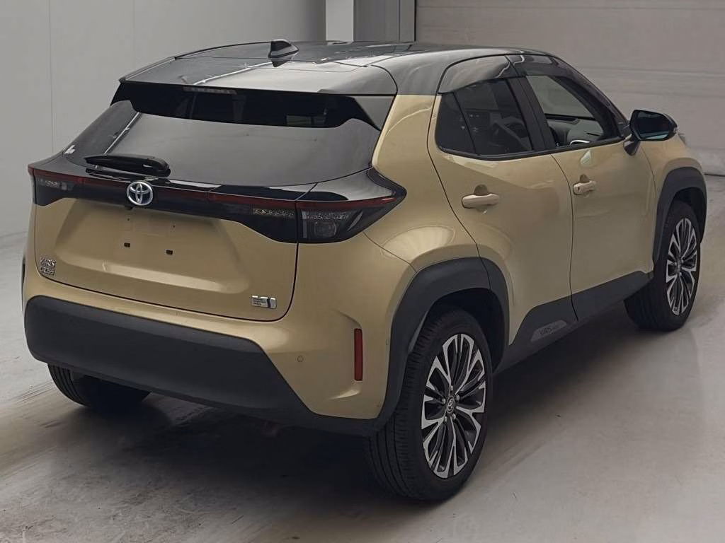 TOYOTA YARIS CROSS
