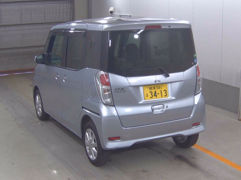 MITSUBISHI EK SPACE