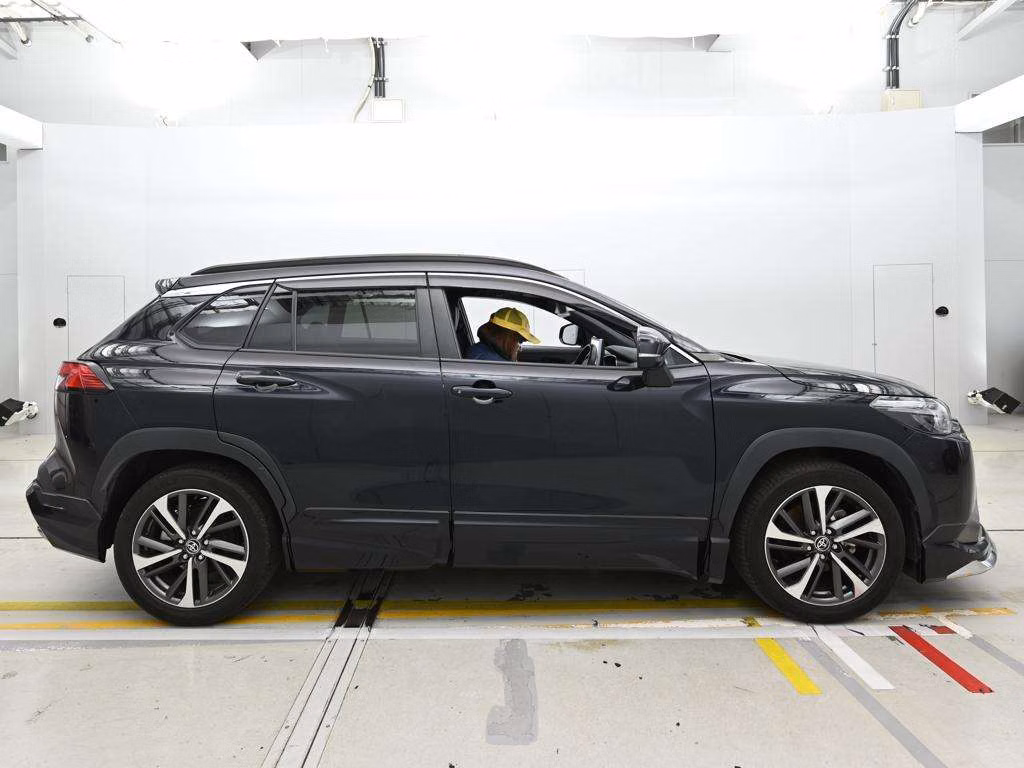 TOYOTA COROLLA CROSS