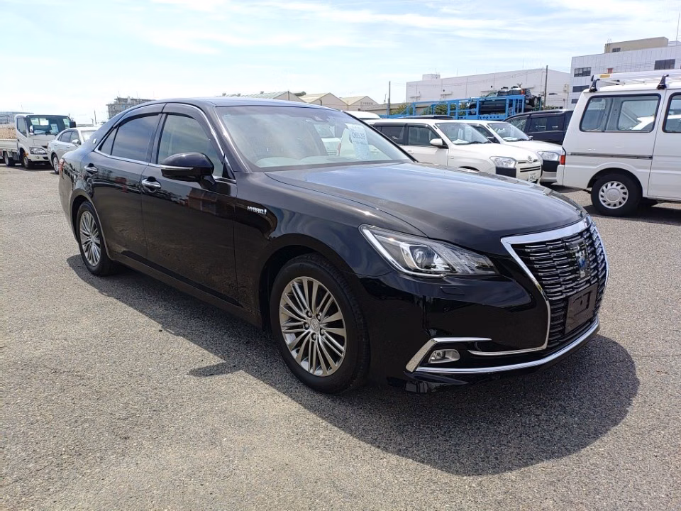 TOYOTA CROWN