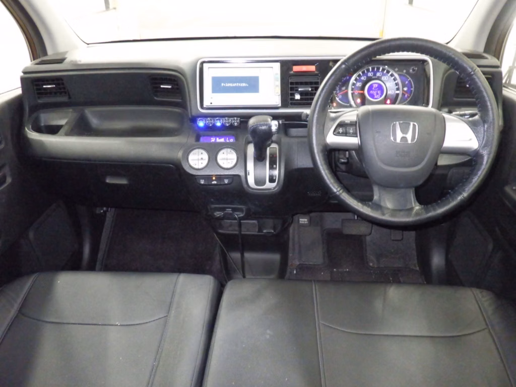 HONDA LIFE