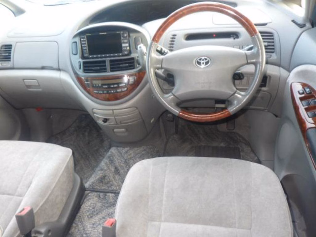 TOYOTA ESTIMA
