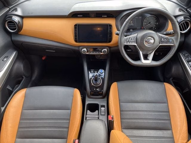 NISSAN KICKS