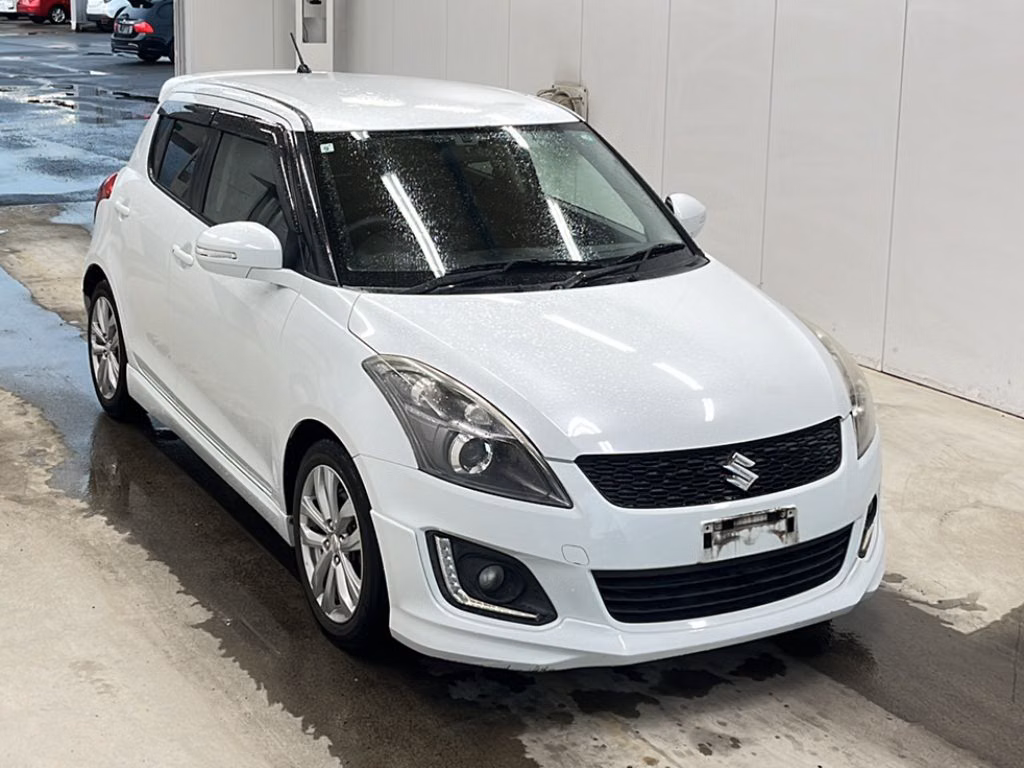 SUZUKI SWIFT
