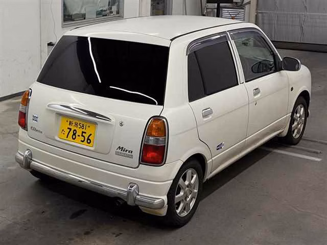 DAIHATSU MIRA GINO