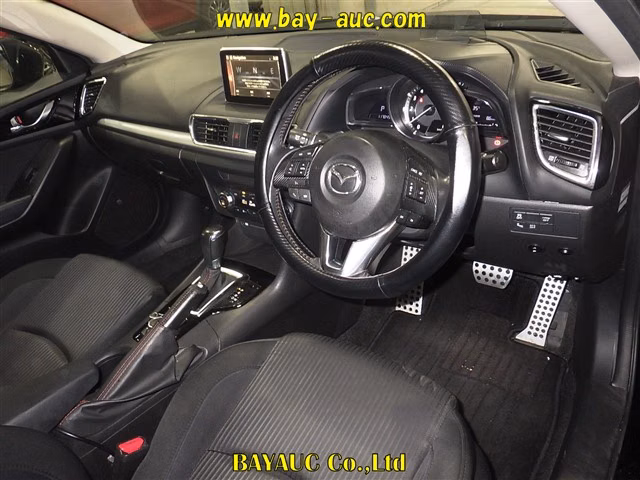 MAZDA AXELA
