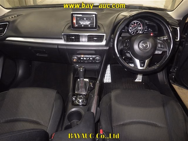 MAZDA AXELA