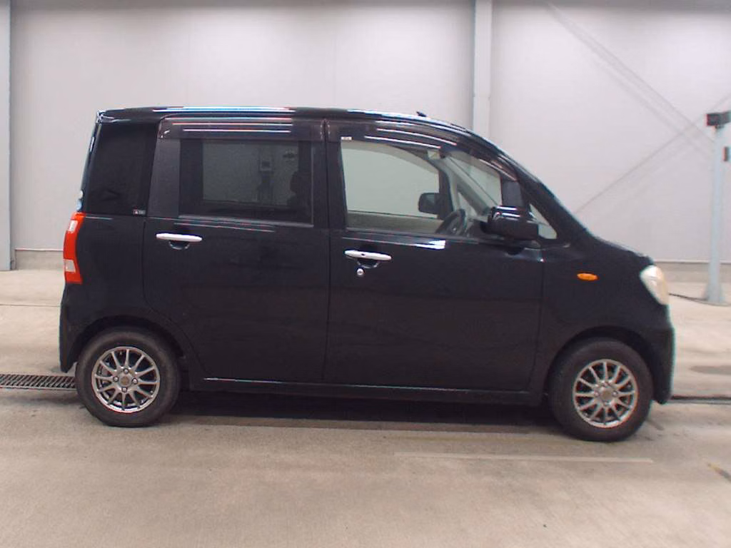 DAIHATSU TANTO EXE