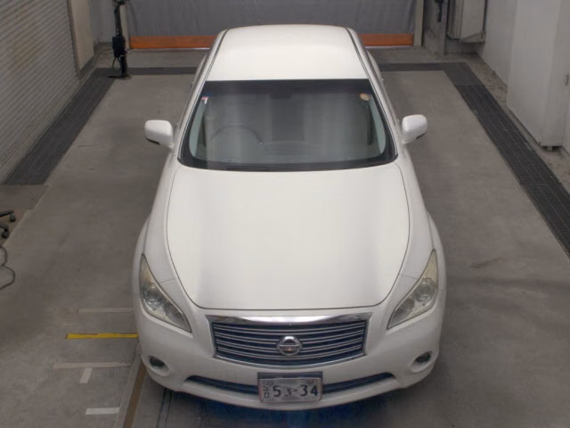 NISSAN FUGA
