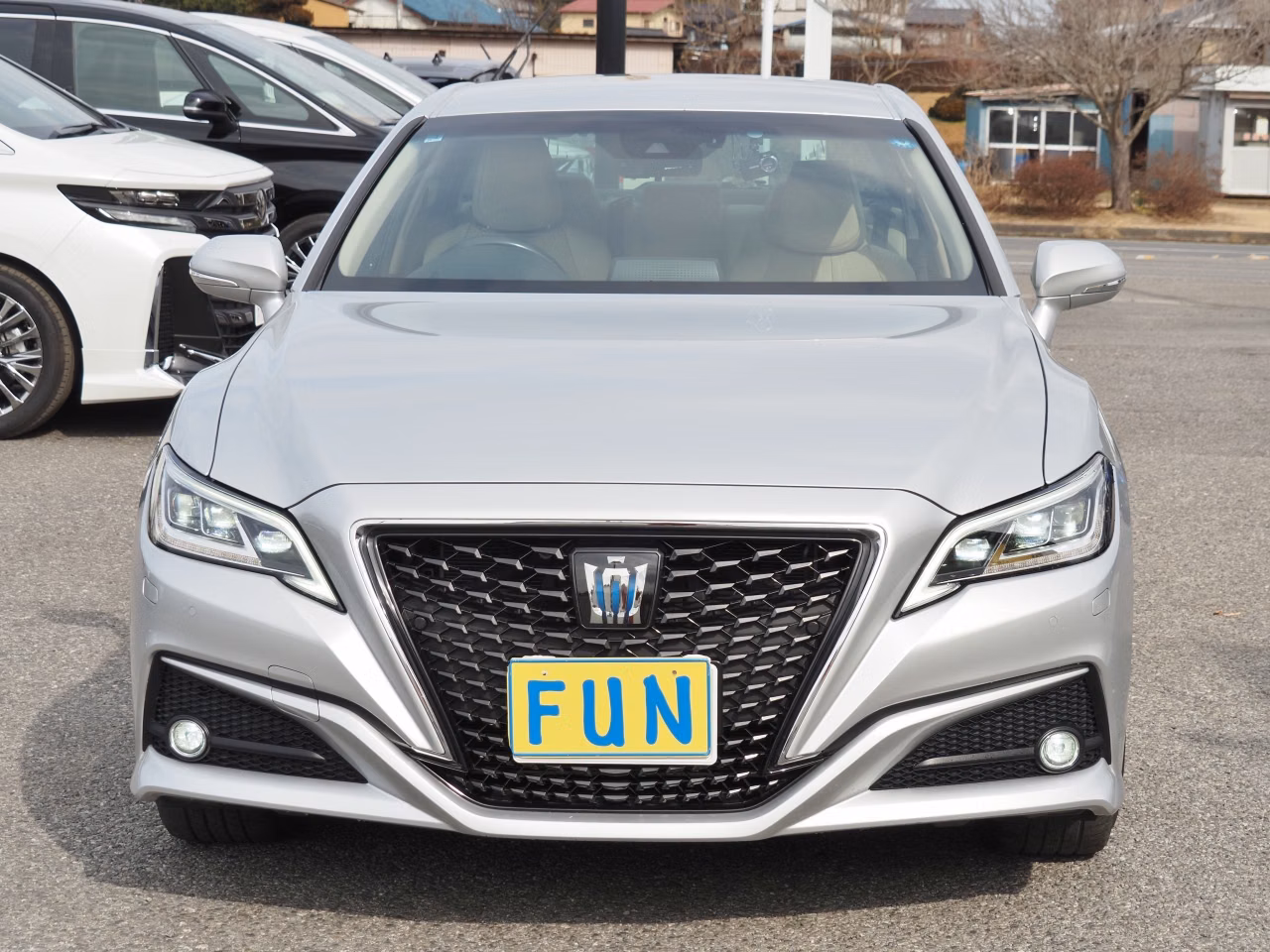 TOYOTA CROWN