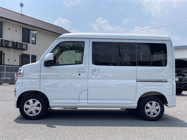 TOYOTA PIXIS VAN