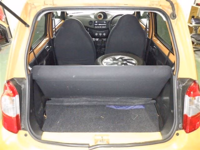 DAIHATSU ESSE